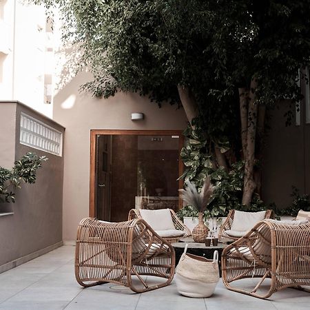 Troulis Apart-Hotel Bali  エクステリア 写真
