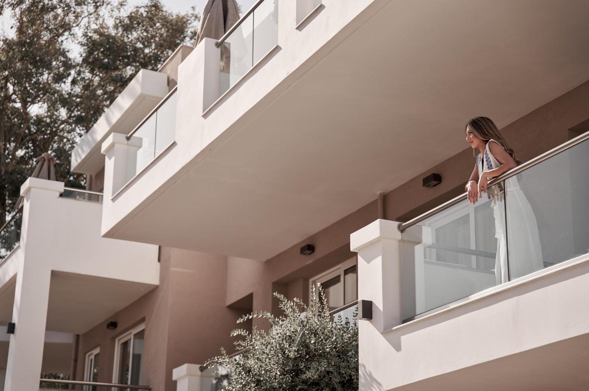 Troulis Apart-Hotel Bali  エクステリア 写真